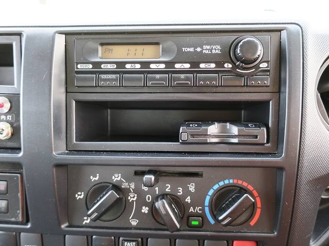 中古トラック 日野冷凍バン #21