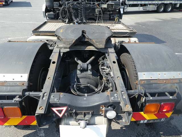 中古トラック UDトラックストラクタヘッド ＃7