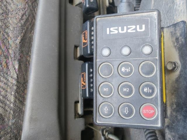中古トラック いすゞ粉粒体運搬車(飼料運搬車) #16
