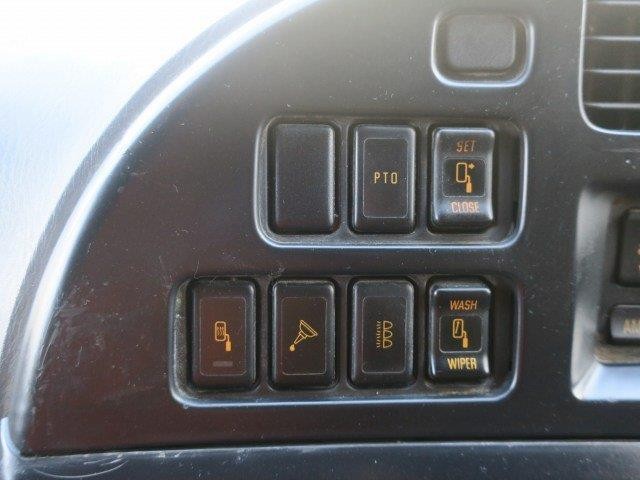 中古トラック いすゞ粉粒体運搬車(飼料運搬車) #18
