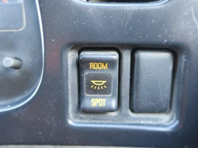 中古トラック いすゞ粉粒体運搬車(飼料運搬車) #20