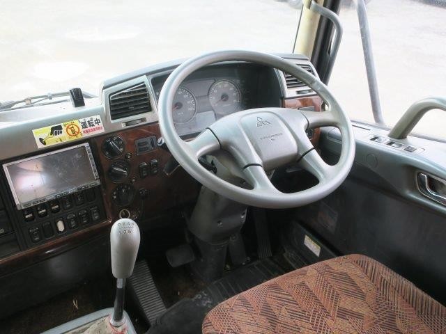 中古トラック 三菱ふそうクレーン付平ボディ #15