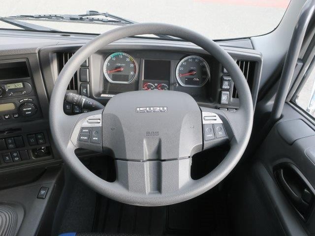 中古トラック いすゞ平ボディアルミブロック #17