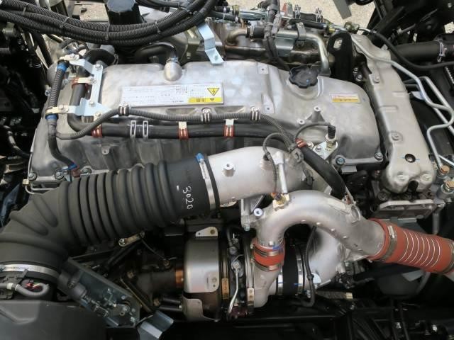 中古トラック いすゞ冷凍ウィング #13