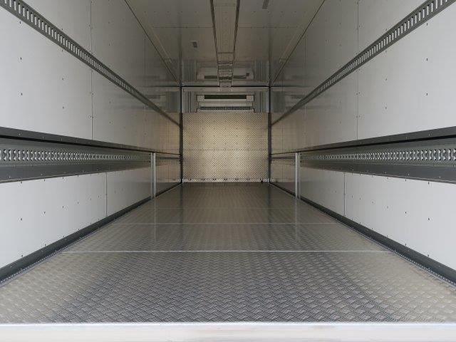 中古トラック いすゞ冷凍ウィング #8