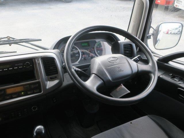 中古トラック 日野冷凍バン #15