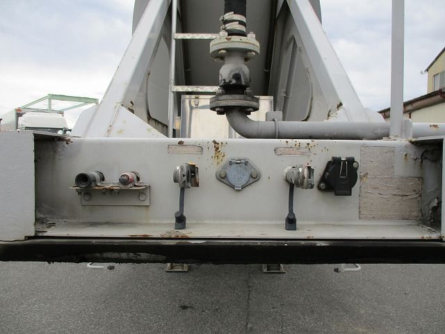 中古トラック トレクスセメントバルクセミトレーラー #17