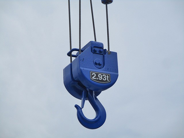 中古トラック 日野クレーン付き平ボディ #9