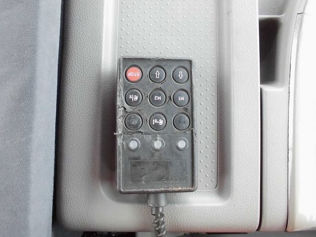 中古トラック UDトラックストラクタ #20