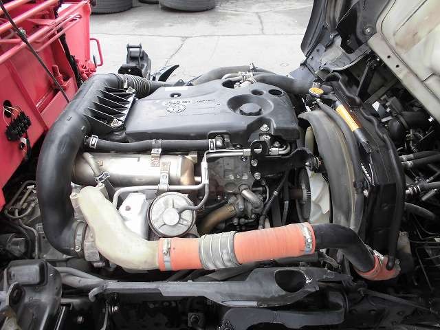 中古トラック いすゞクレーン付平ボディ #13