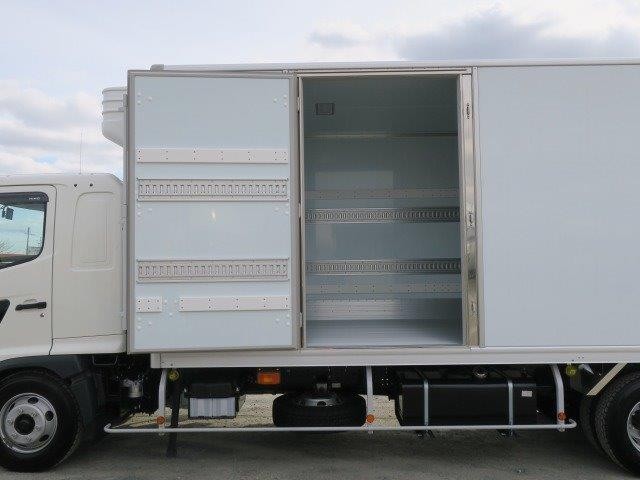 中古トラック 日野冷凍バン #8