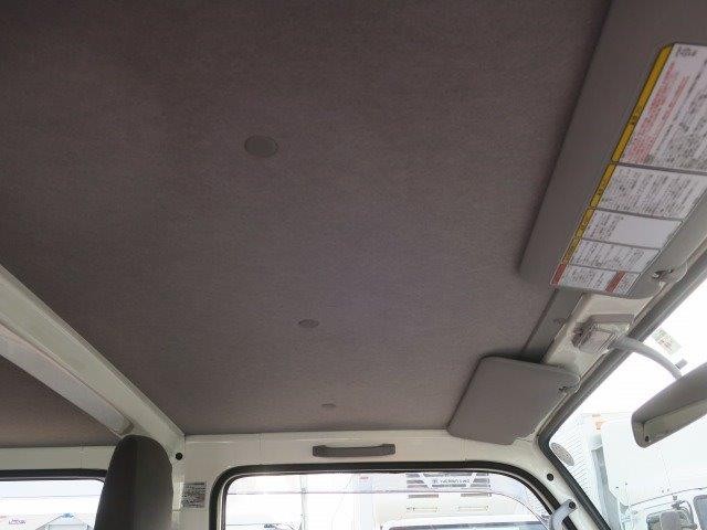 中古トラック いすゞ平ボディダブルキャブ #18