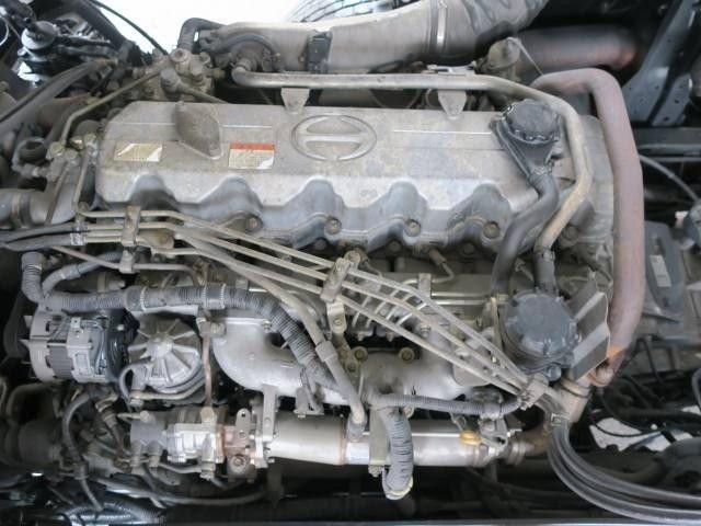 中古トラック 日野粉粒体運搬車 #11