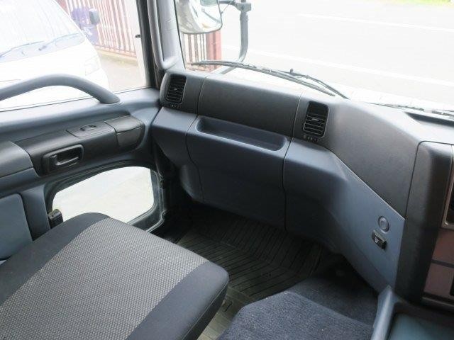 中古トラック 日野粉粒体運搬車 #13