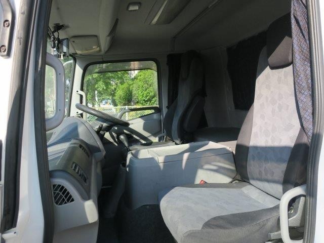 中古トラック UDトラックスアルミウィング #23