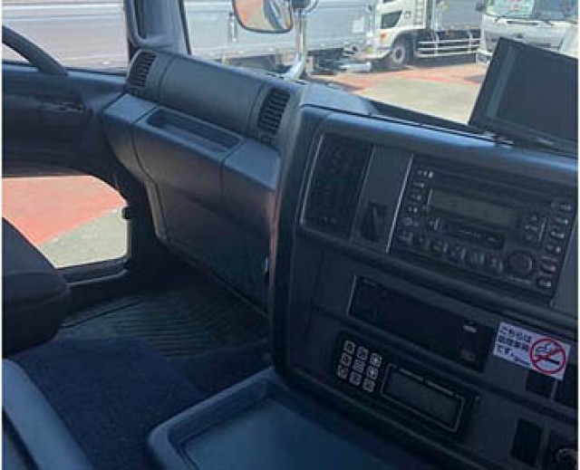 中古トラック 日野冷凍バン #11