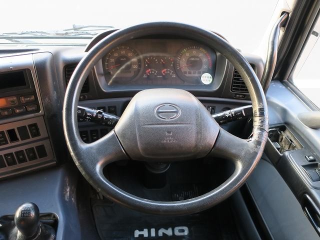 中古トラック 日野冷凍バン #13