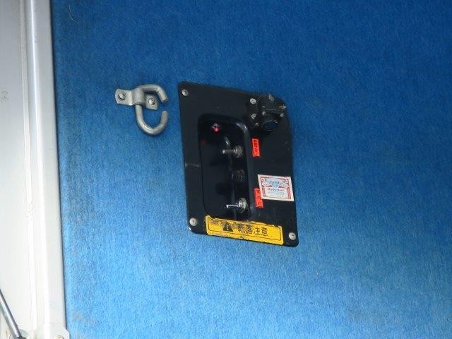 中古トラック 三菱ふそうアルミバン #8