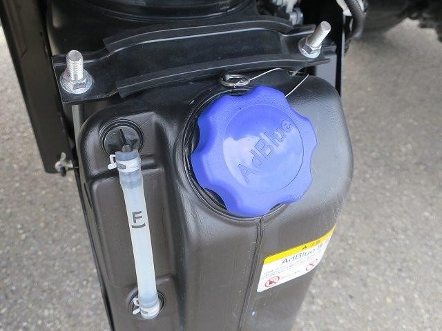 中古トラック 日野クレーン付平ボディ #11