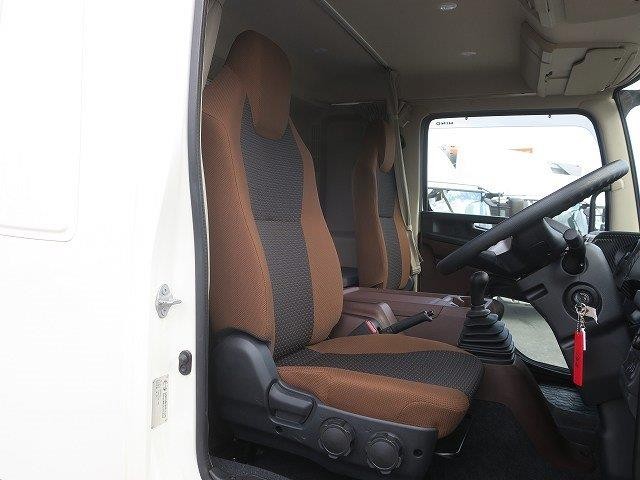 中古トラック 日野クレーン付平ボディ #12