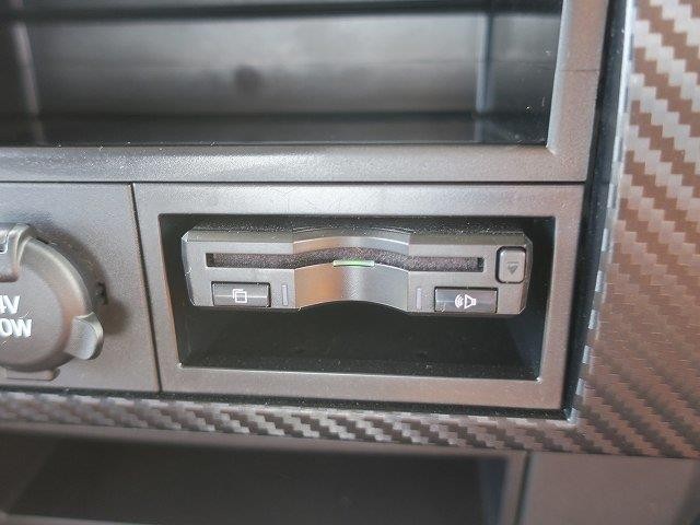 中古トラック 日野クレーン付平ボディ #18