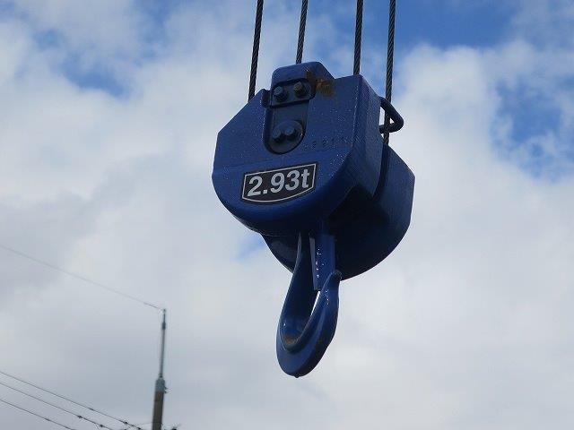 中古トラック 日野クレーン付平ボディ #9