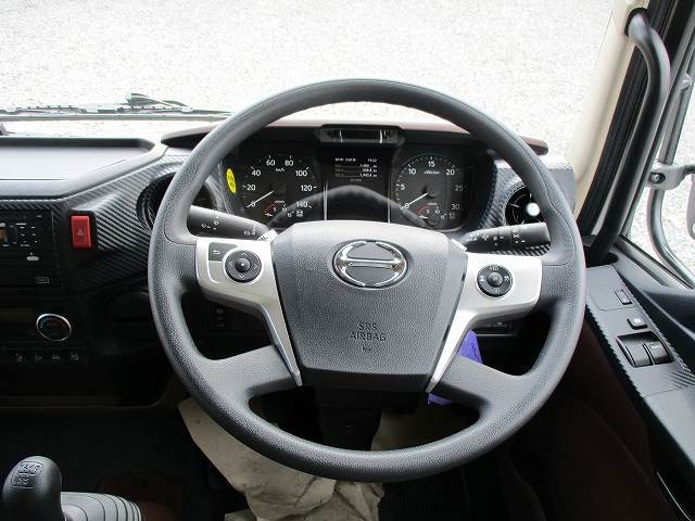 中古トラック 日野クレーン付平ボディ #16