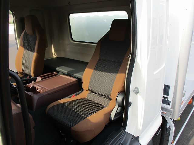 中古トラック 日野冷凍バン #22