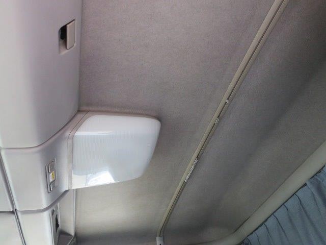 中古トラック 日野粉粒体運搬車 #23