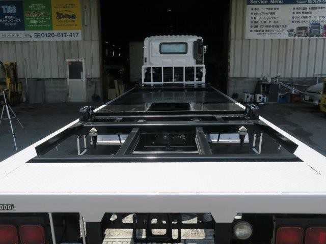 日野大型コンテナ車
