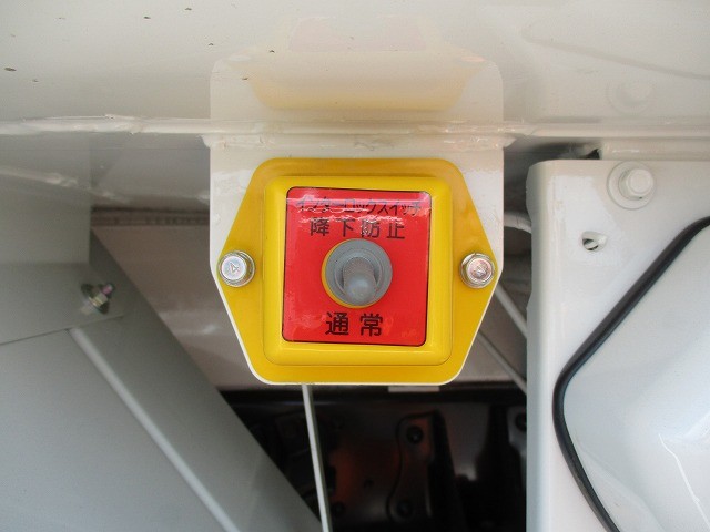 中古トラック 日野パッカー車(塵芥車) #11