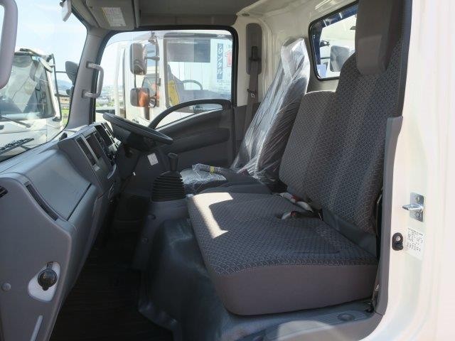 いすゞエルフ 小型車載車