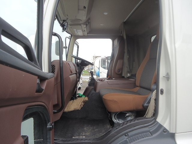 中古トラック 日野アルミバン #18