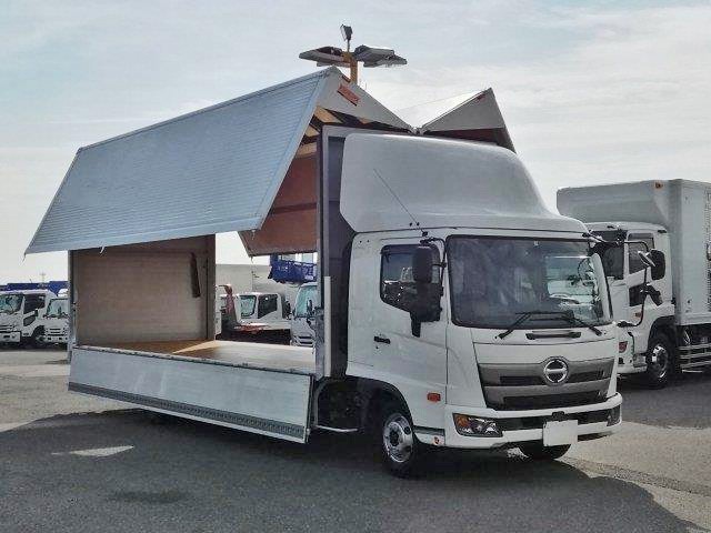 日野新型レンジャー 中型アルミウィング 