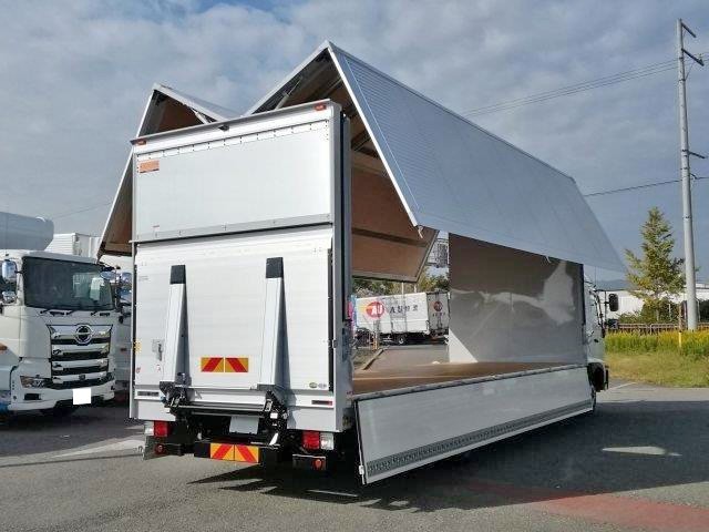 日野新型レンジャー 中型アルミウィング 