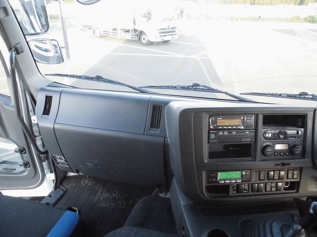 中古トラック いすゞ冷凍バン #14