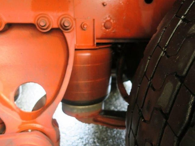 日野大型冷凍バン