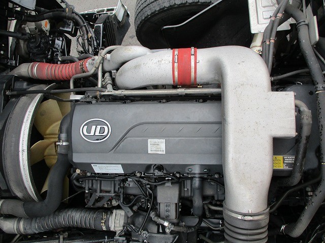 中古トラック UDトラックスアルミウィング #11