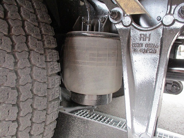 中古トラック UDトラックスアルミウィング #9