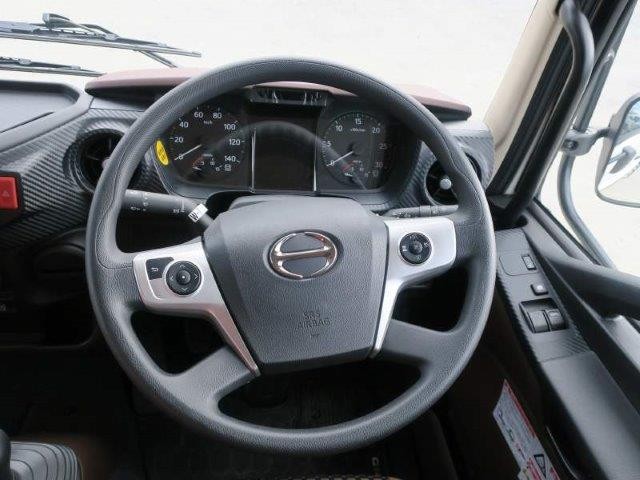 中古トラック 日野クレーン付平ボディ #14