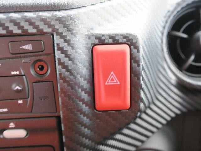 中古トラック 日野クレーン付平ボディ #18