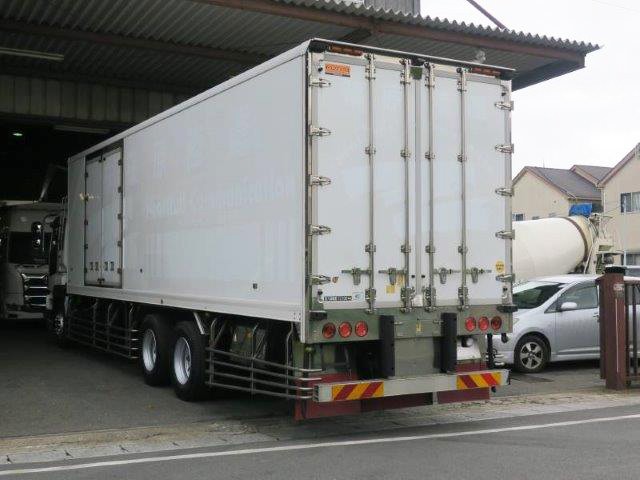 中古トラック いすゞ冷蔵冷凍車 #4
