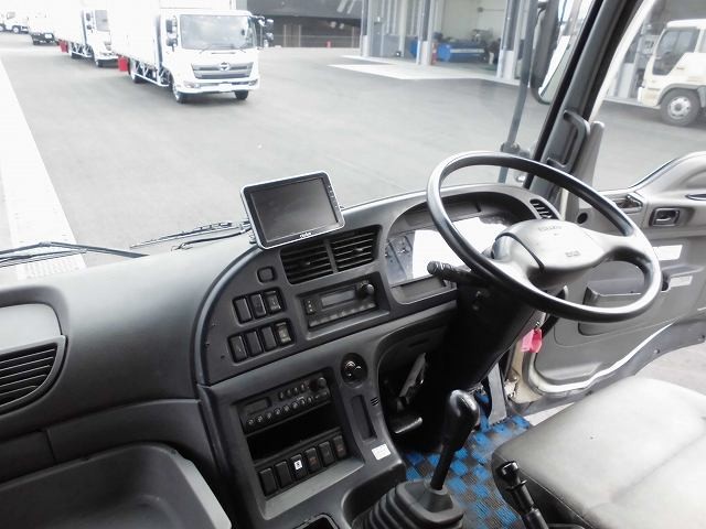 中古トラック いすゞバルク車(粉粒体運搬車) #13