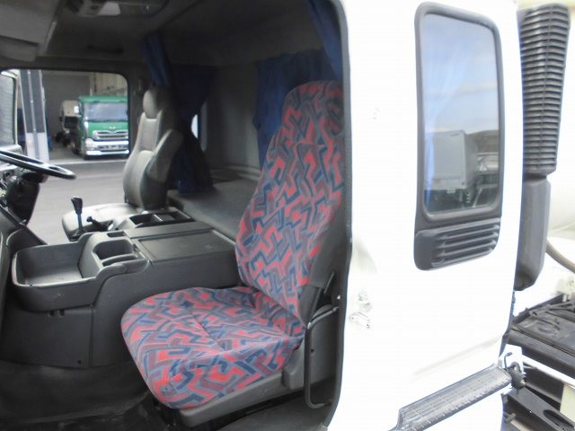 中古トラック いすゞバルク車(粉粒体運搬車) #21