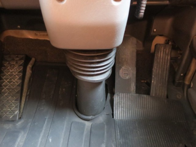 中古トラック 三菱ふそう平ボディアルミブロック #24