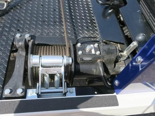 いすゞエルフ 小型車載車