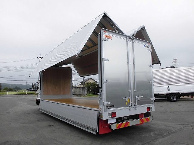 日野中型アルミウィング