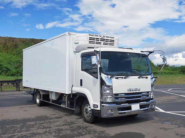中古トラック いすゞ冷凍バン #2