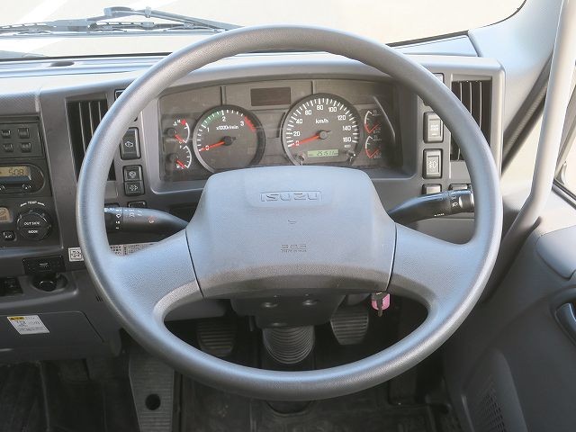 中古トラック いすゞ冷凍バン #16