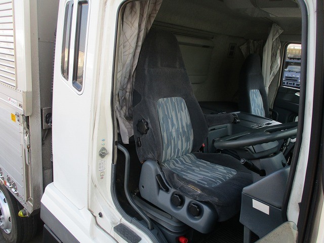 中古トラック 三菱ふそうアルミウィング ＃11